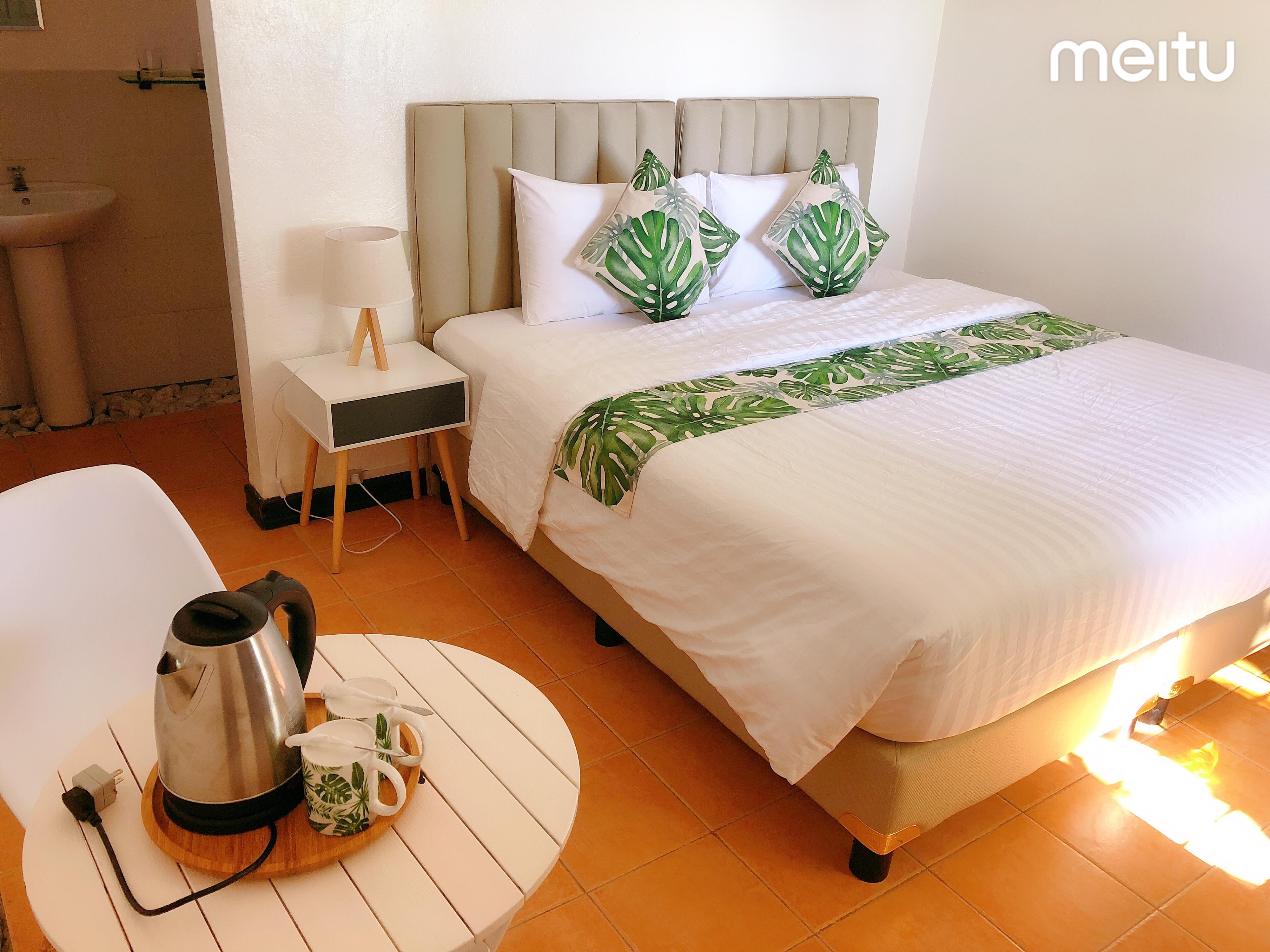 Grand Blue Beach Hotel Manoc-Manoc Ngoại thất bức ảnh