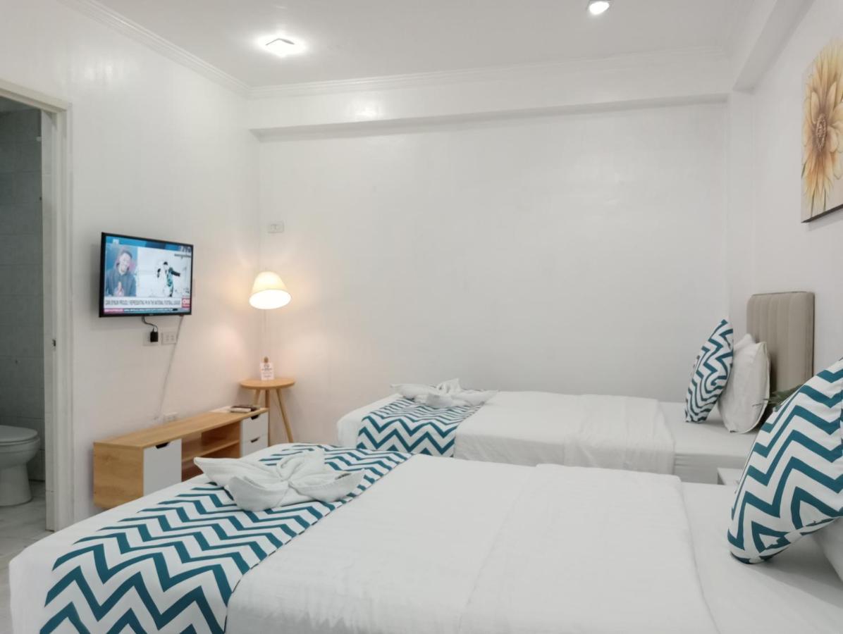 Grand Blue Beach Hotel Manoc-Manoc Ngoại thất bức ảnh