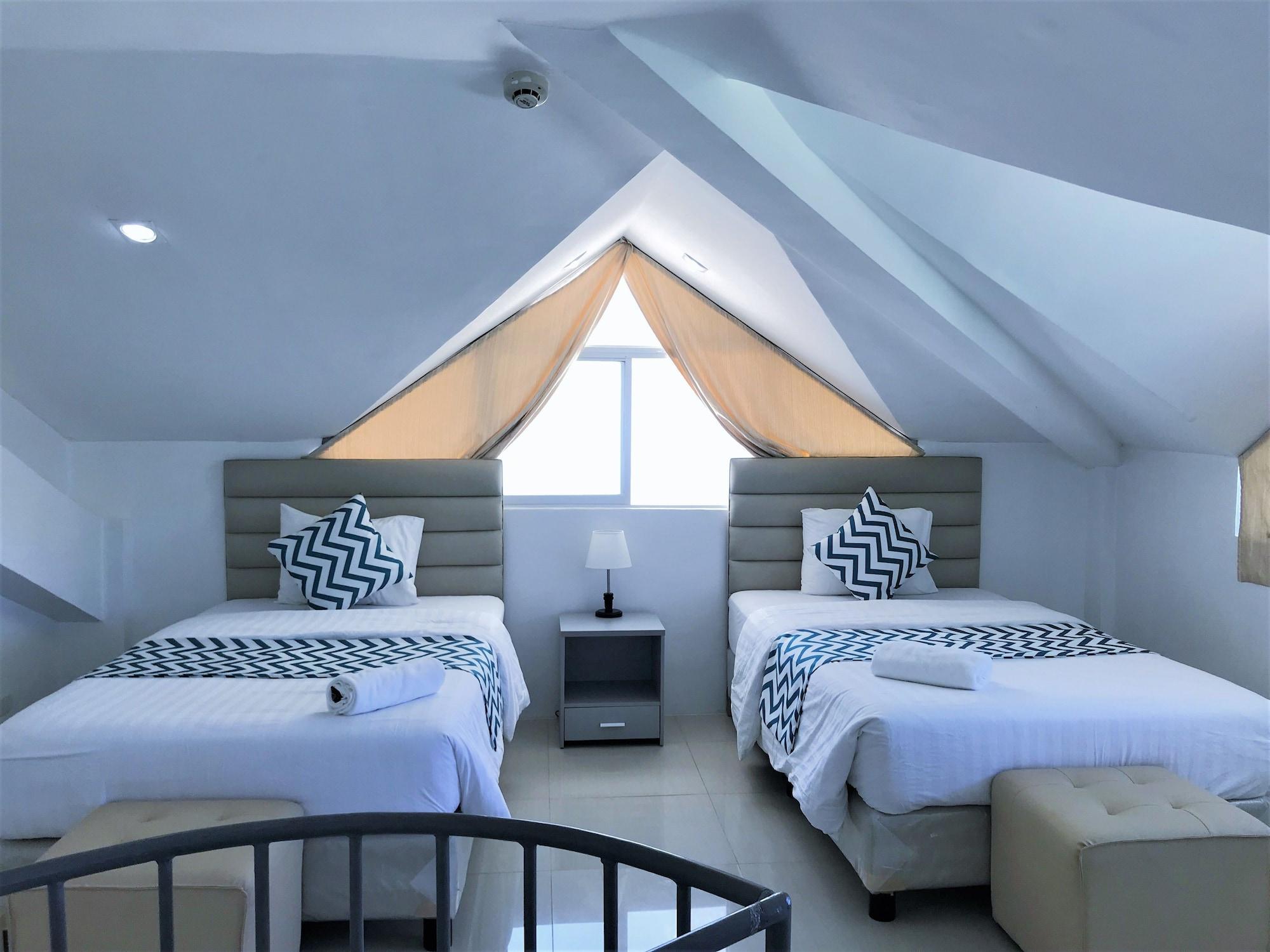 Grand Blue Beach Hotel Manoc-Manoc Ngoại thất bức ảnh
